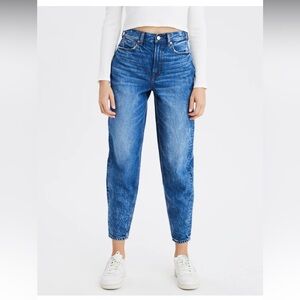 AE Relaxed Mom Jean NWT